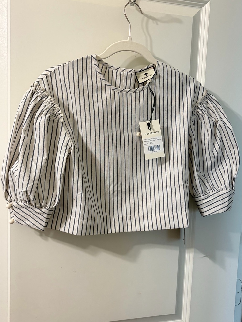 NWT Tuckernuck linen puff sleeve crop top